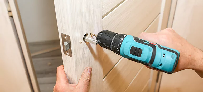 Old Door Knob Repair in West Lealman, FL